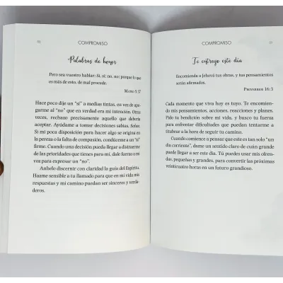 Oraciones De Un Minuto Para Comenzar Tu Dia [Libro]