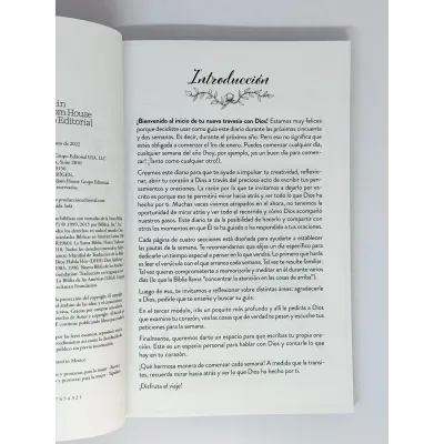 Oraciones y Promesas para la Mujer Guía de oraciones y versículos para 52 semanas Oraciones y Promesas para la Mujer Guía de oraciones y versículos para 52 semanas