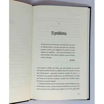 Orando La Biblia [Libro]