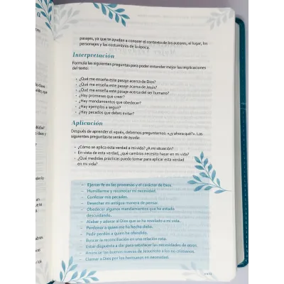 Biblia Devocional Mujer Verdadera NBLA Duotono Aqua [Biblia de Estudio] Nueva Biblia de las Américas
